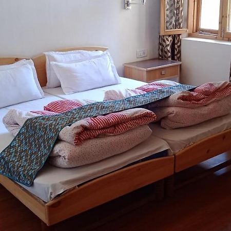 Lhardak Home Stay Leh Exterior foto